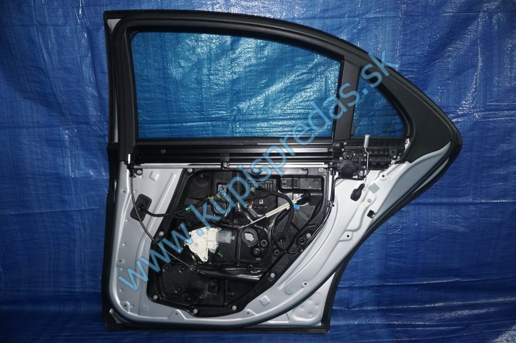 Zadné pravé dvere MERCEDES S W222 LONG 